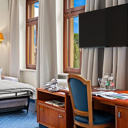 Hotel Bayerischer Hof Dresden Luaran gambar