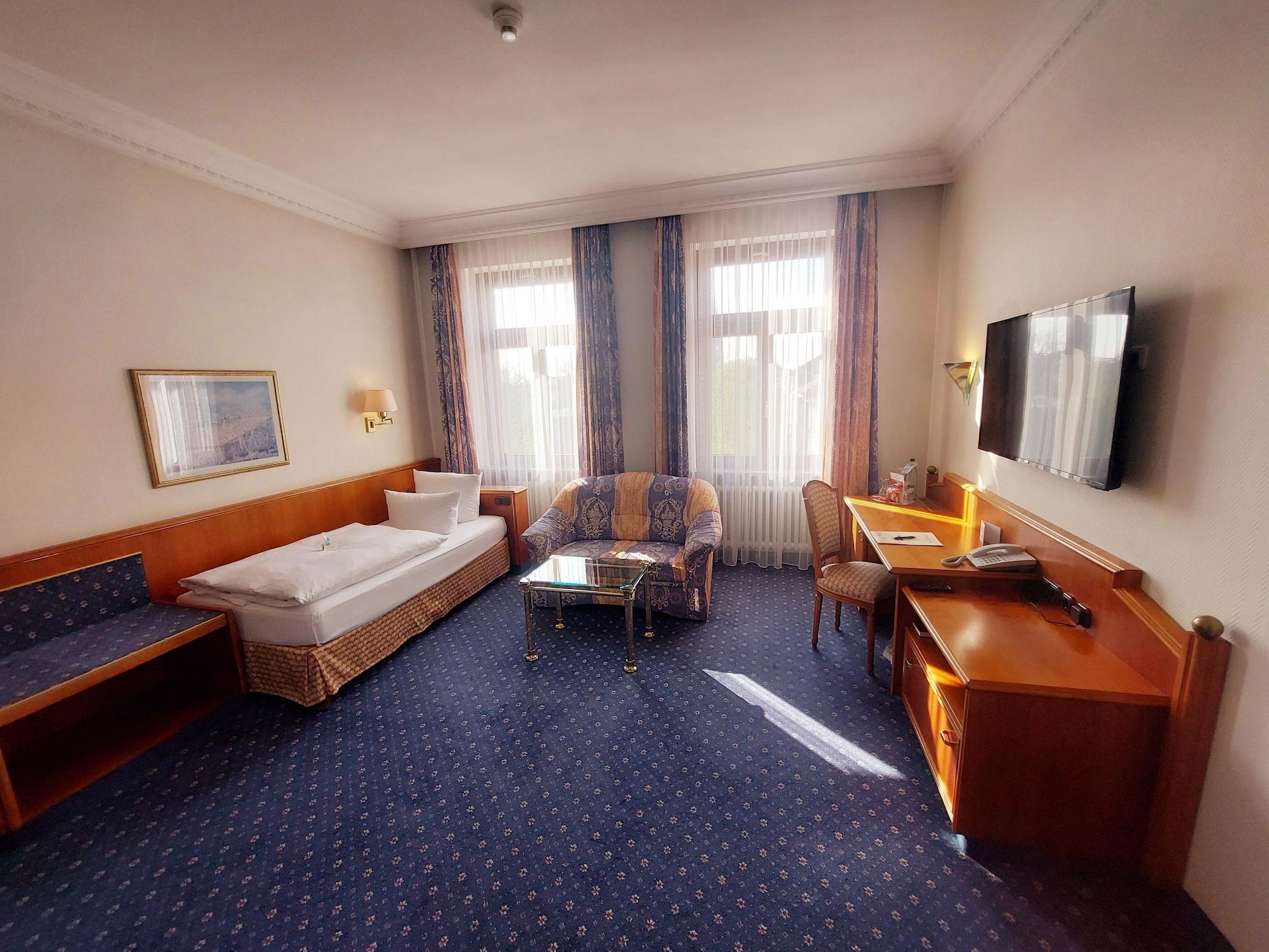 Hotel Bayerischer Hof Dresden Luaran gambar