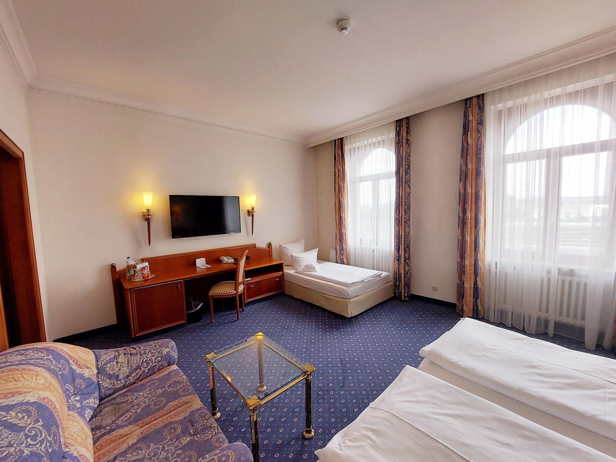 Hotel Bayerischer Hof Dresden Luaran gambar