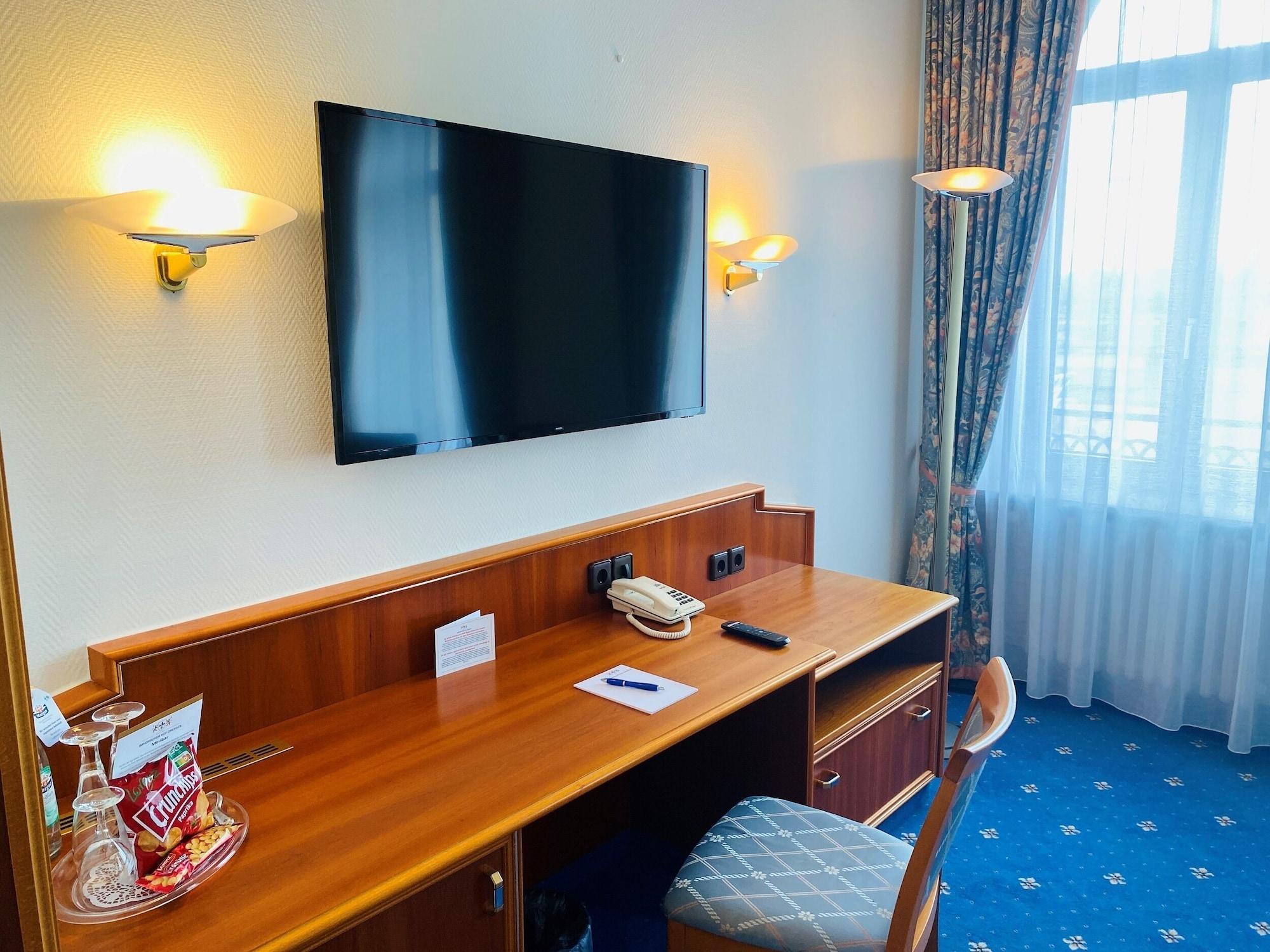 Hotel Bayerischer Hof Dresden Luaran gambar