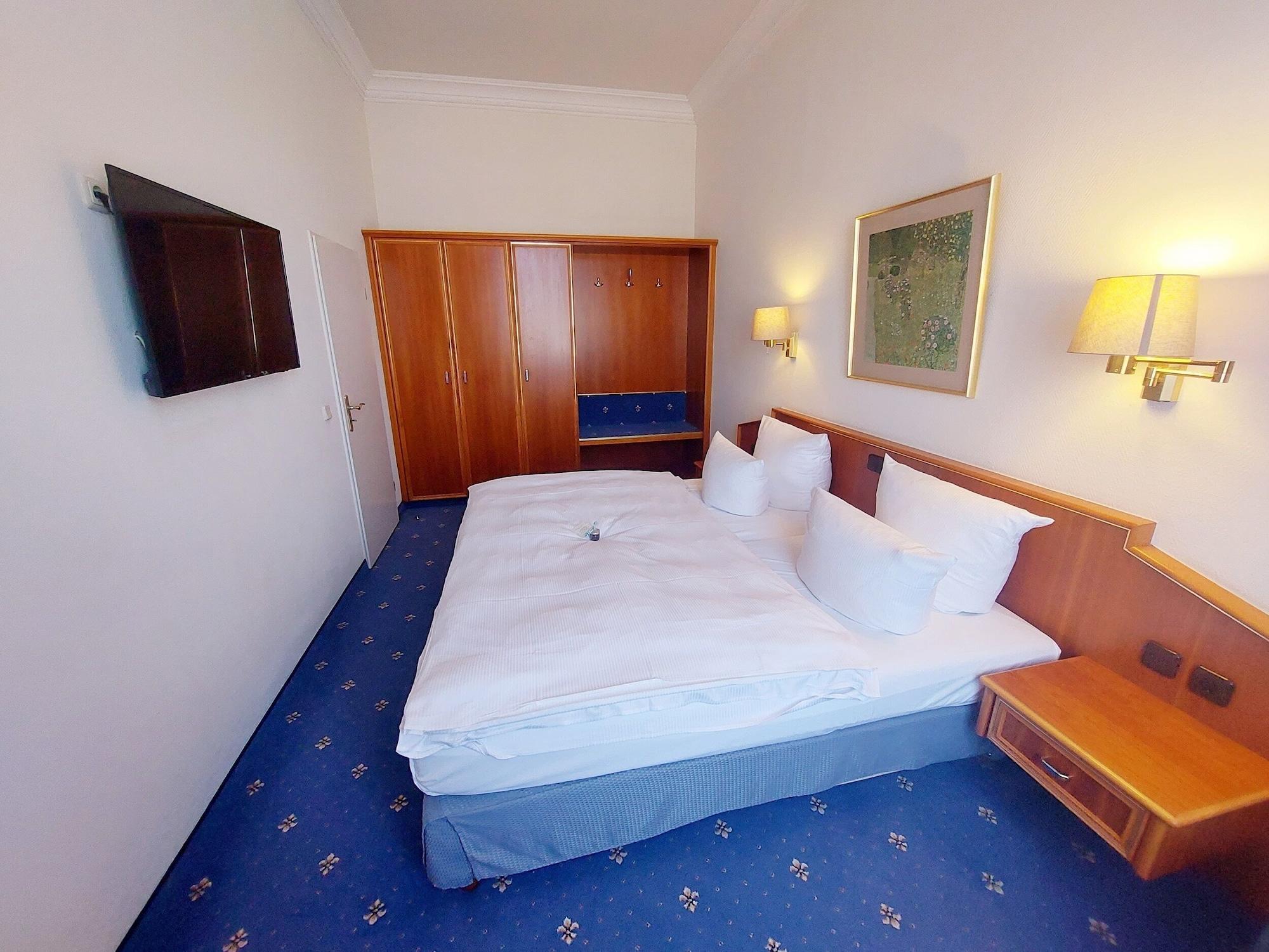Hotel Bayerischer Hof Dresden Luaran gambar