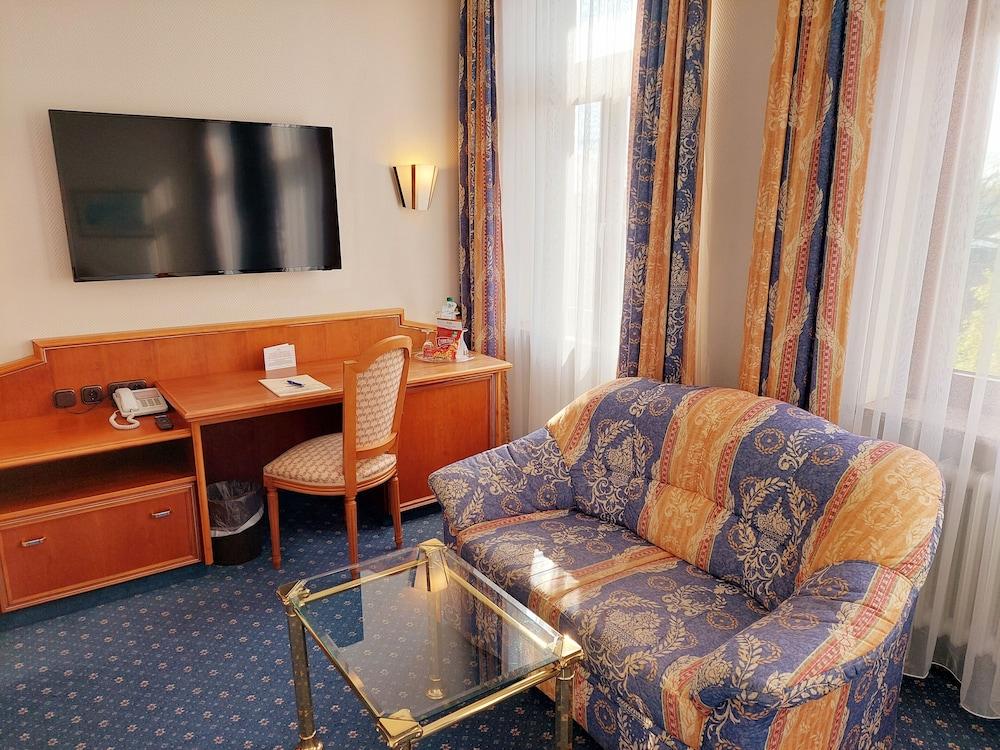 Hotel Bayerischer Hof Dresden Luaran gambar