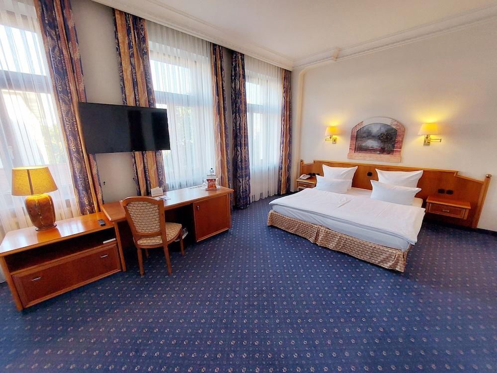 Hotel Bayerischer Hof Dresden Luaran gambar