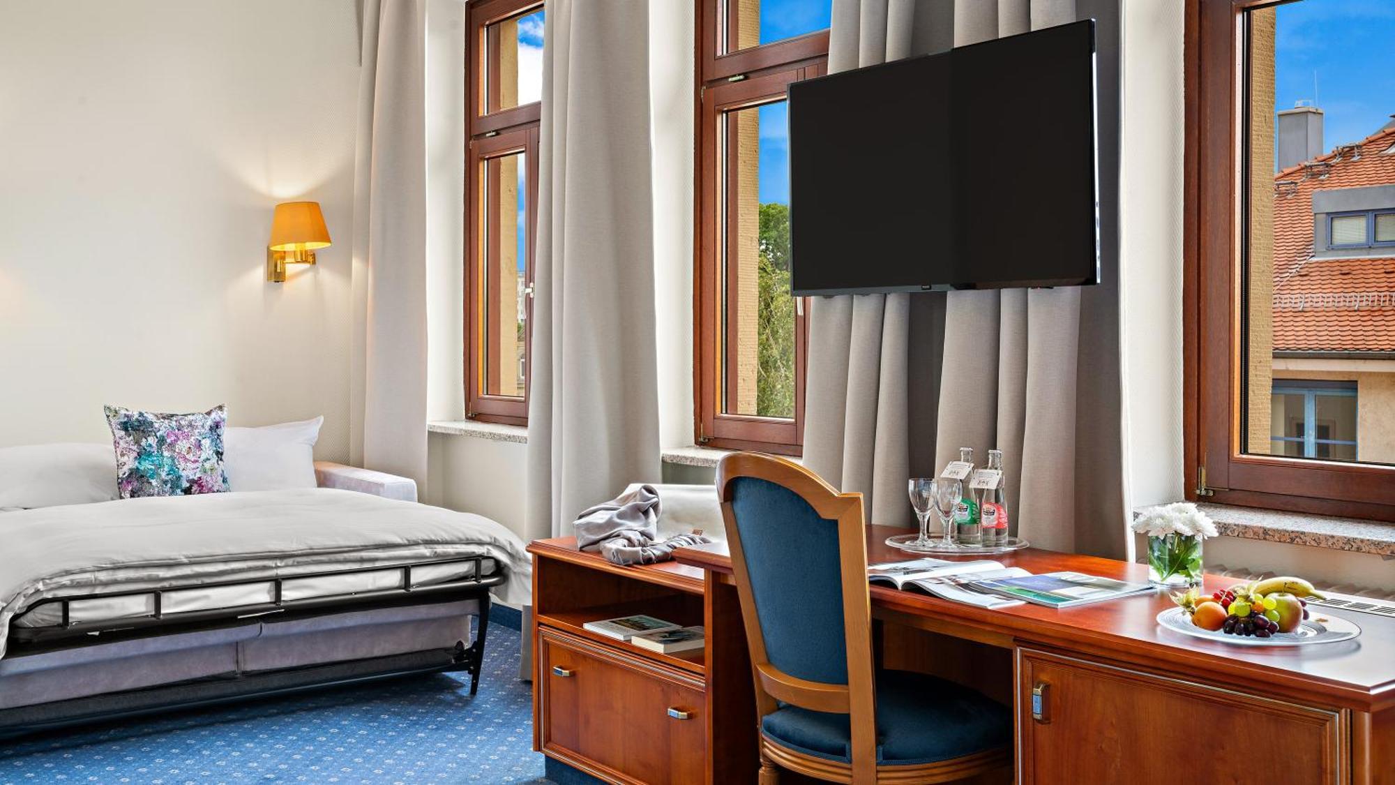 Hotel Bayerischer Hof Dresden Luaran gambar